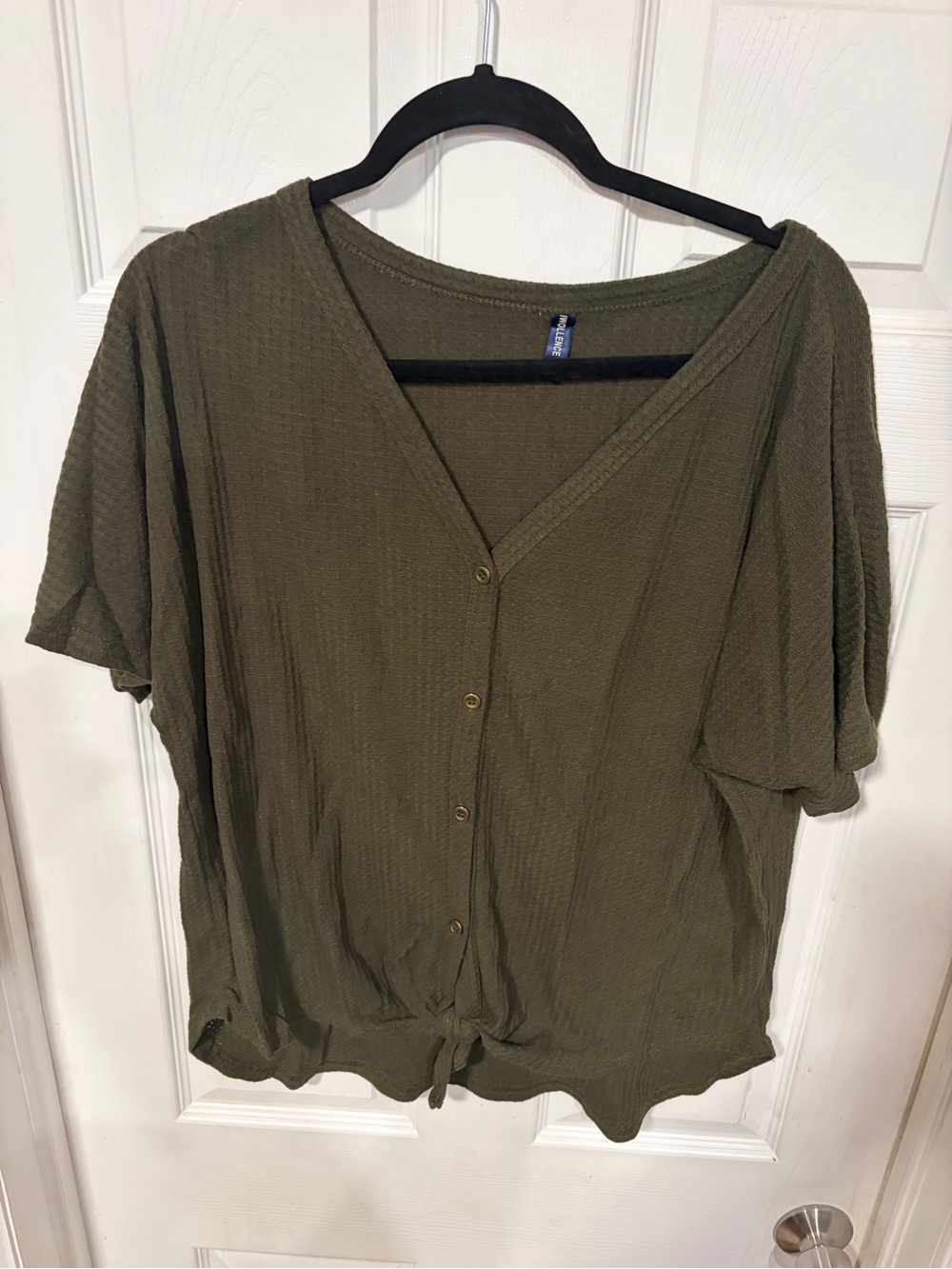 Women’s Olive Short Sleeve Button Front Top - Unknown Brand
